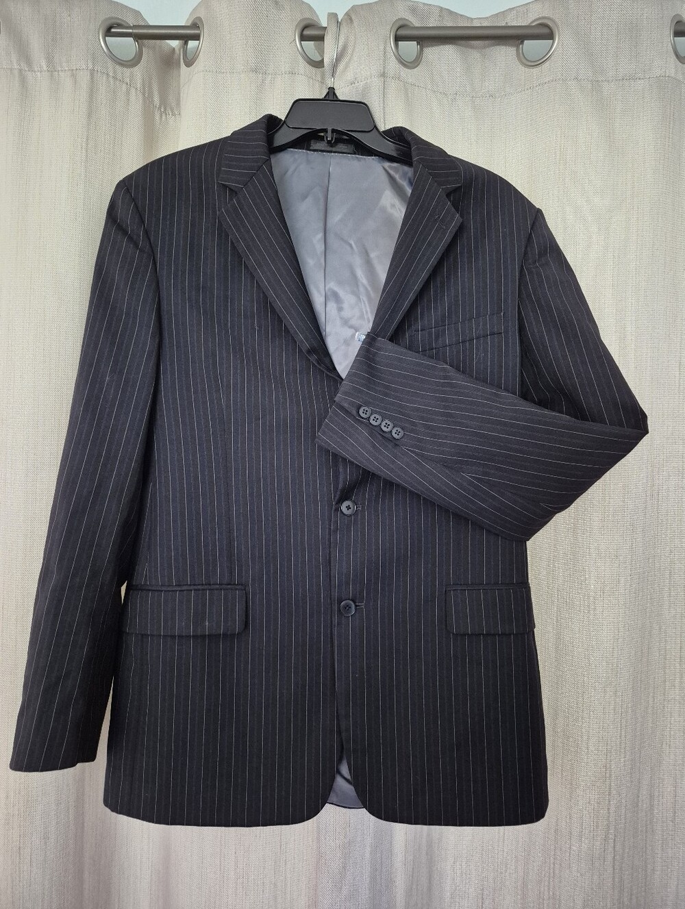 Fumagalli Wool Navy Pinstripe 3 Button 44L Classic Business Natural Fibers 51711